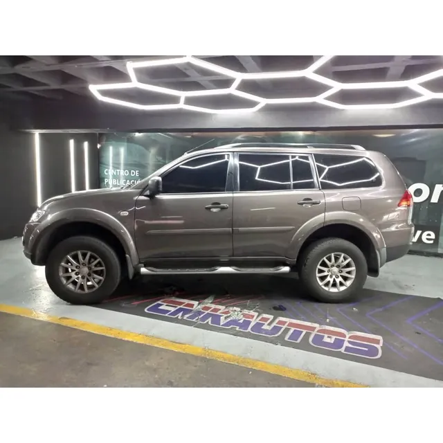 Mitsubishi Montero Sport Sport