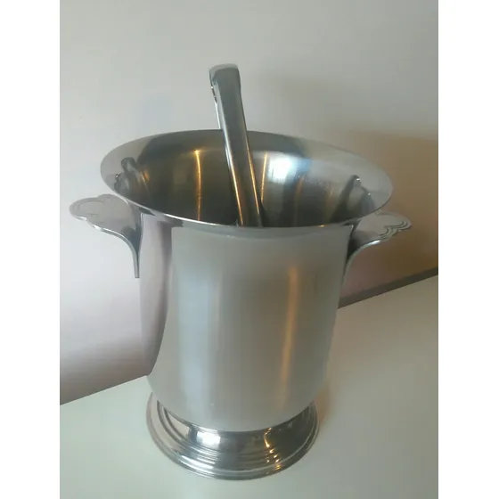 Hielera Grande De Acero Inoxidable Con Pinza