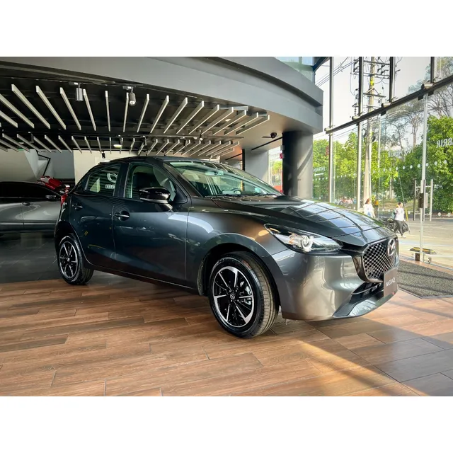 Mazda 2 Carbon