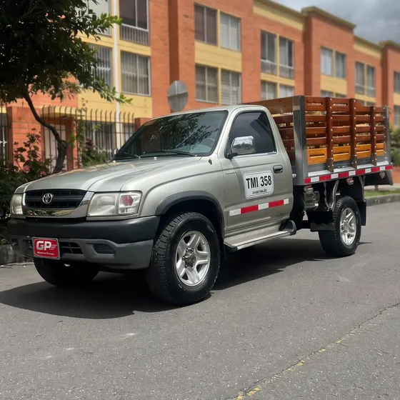 Toyota Hilux 2005 Hilux Hi-rider Estacas 2.4 4x4 Mt