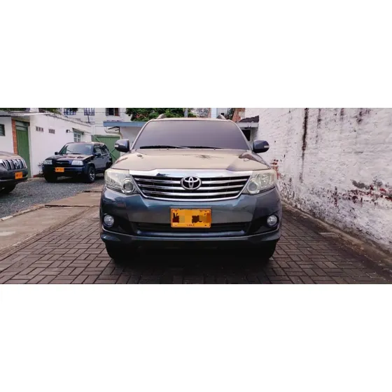 Toyota Fortuner 2.7l