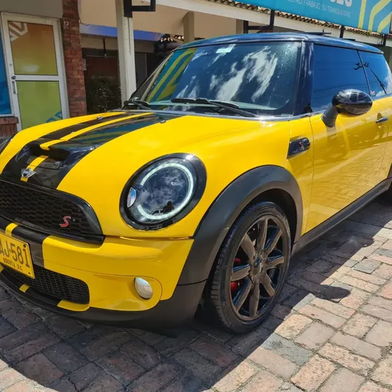 Mini Cooper S 2009 1.6cc Turbo Mt Aa