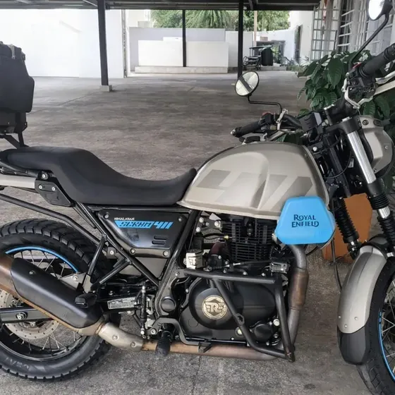 La Royal Enfield Scram 411 Es Una Motocicleta Crossover De E