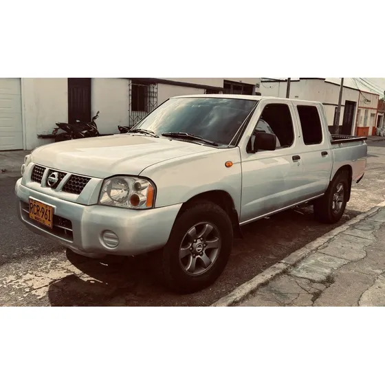 Nissan D22 Frontier 2.4 Ax D22