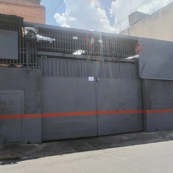 Fondo De Comercio Mas Galpón Guarenas Calle Ayacucho