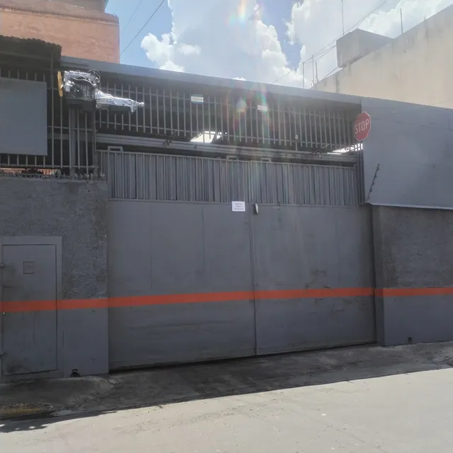 Fondo De Comercio Mas Galpón Guarenas Calle Ayacucho