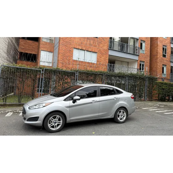 Ford Fiesta 1.6 Se
