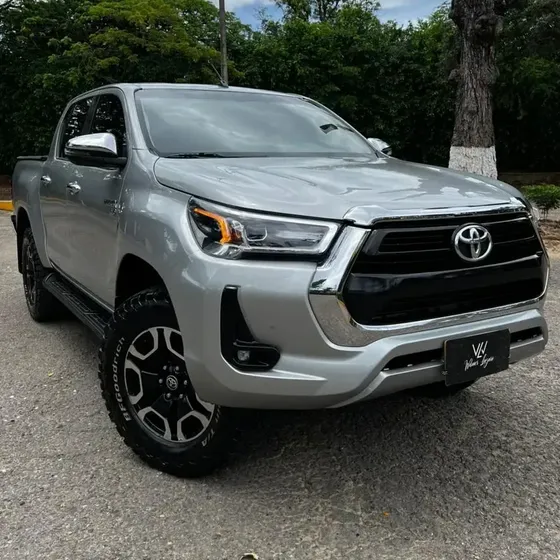 Toyota Hilux 2023 4.0