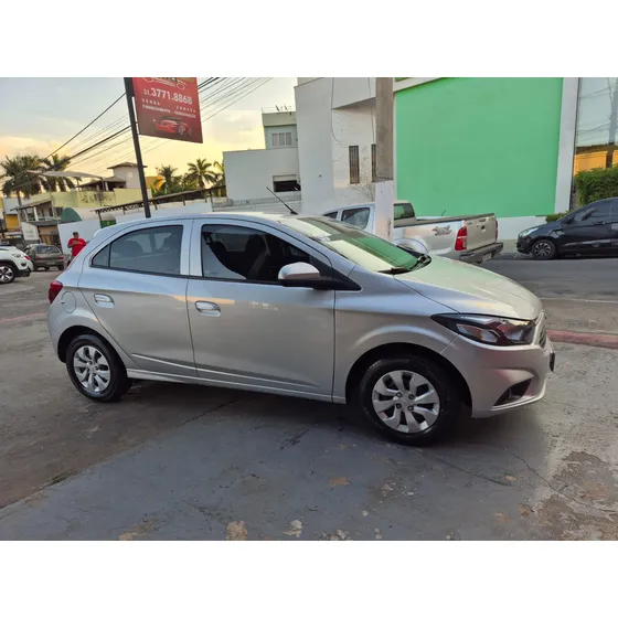 Chevrolet Onix 1.0 Lt 5p
