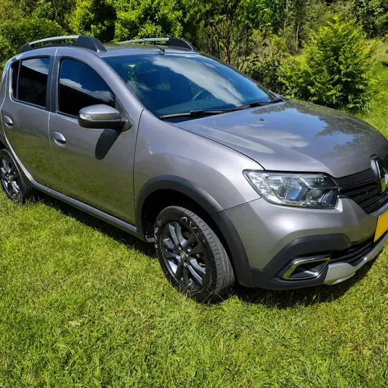 Renault Stepway 2022 1.6 Zen