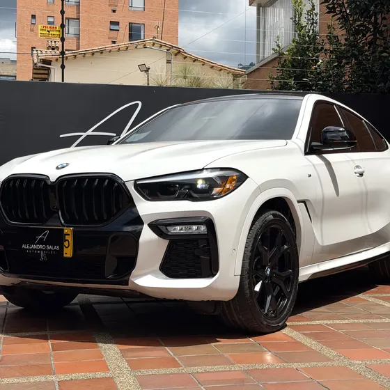 BMW X6 2022 3.0 Xdrive40i