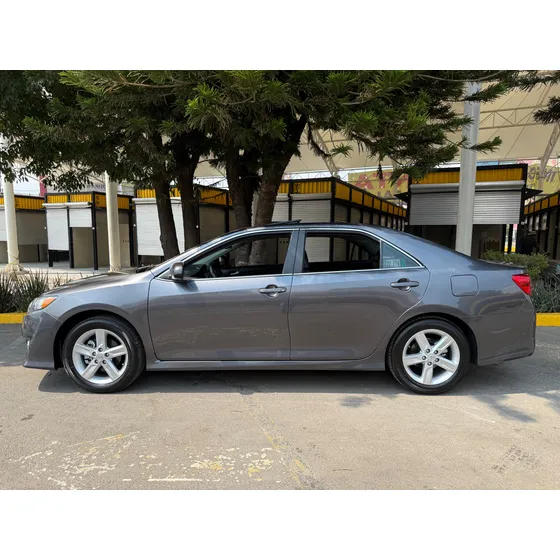 Toyota Camry 3.5 Se V6/ At
