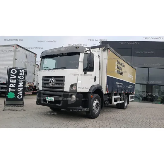 Caminhão Vw 17230 4x2 Baú Sider Ano: 2018