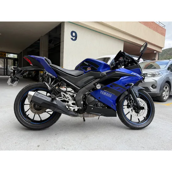 Yamaha R15 V3 2023