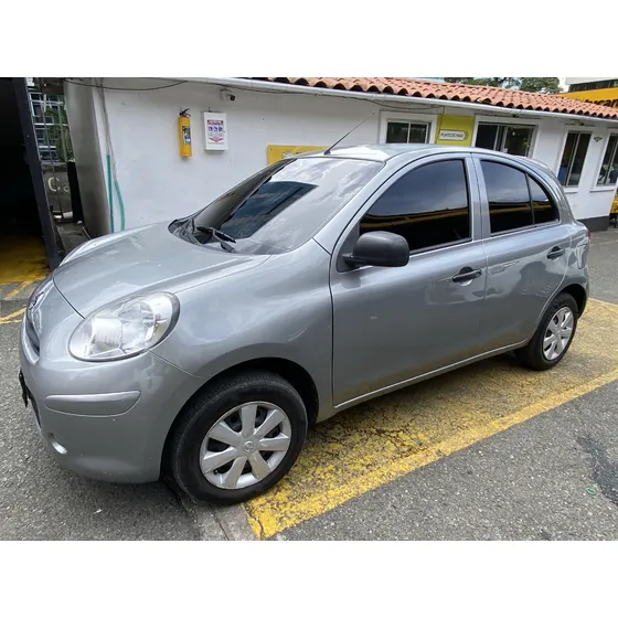 Nissan March 1.6 Active Mt 2015