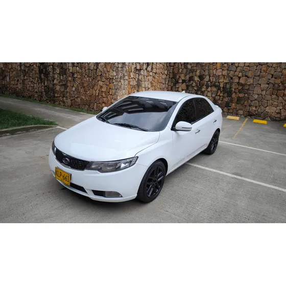 Kia Cerato 1.6 Lx Automático 2011