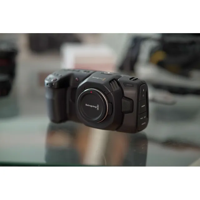 Blacmagic Pocket Cinema Camera 4k Jaula Y Kit De Lentes