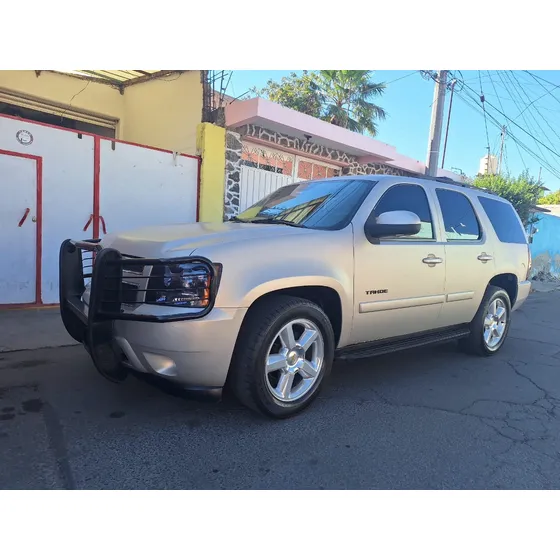 Chevrolet Tahoe D Suv Piel Cd 2a Fila Asientos At