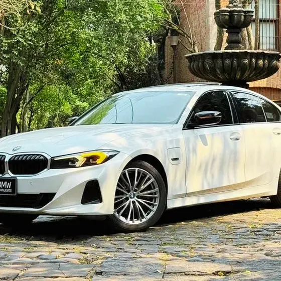 BMW Serie 3 2023 330e Hibrido