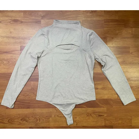 Camisa Para Dama Marca Express, Talla L