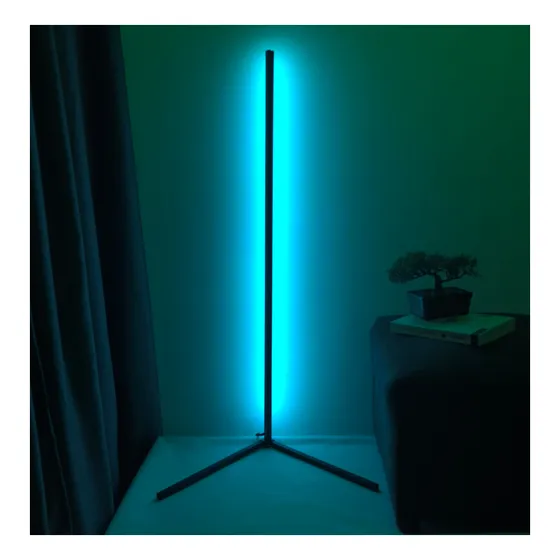 Lampara Luz Nórdica Esquina Led Multicolor Vertical Moderna