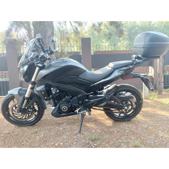 Dominar D400 Único Dueño, 3600km. Año 2023, Nueva