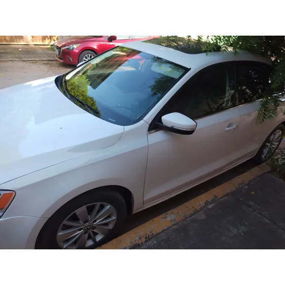 Volkswagen Jetta Tsi