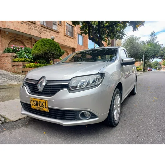 Renault Logan 1.6 Privilege / Intens
