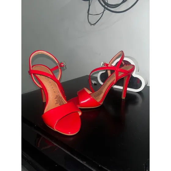 Zapatos Altos Rojos