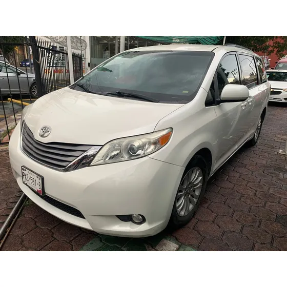 Toyota Sienna 3.5 Xle At