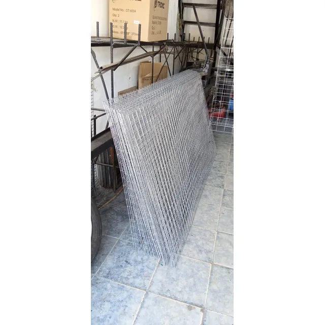Malla Electrosoldada De 1.22x2.44mt De 2x2pLG Calibre 12