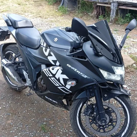 Moto En Perfecto Estado , Con Todos Los Mantenimientos Aldia