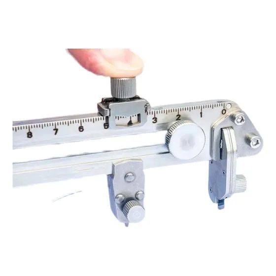 Férula De Aluminio For Techo De Una Pieza, Perforadora