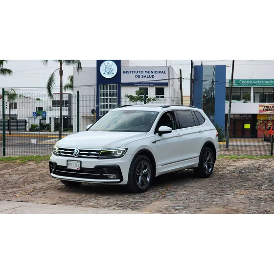 Volkswagen Tiguan 1.4 R-line