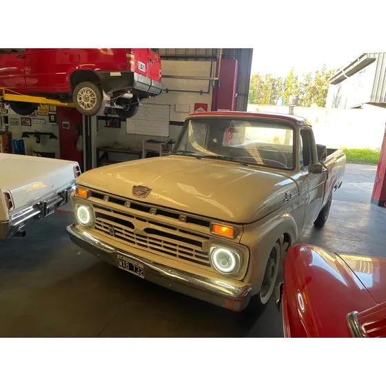 Ford F100 