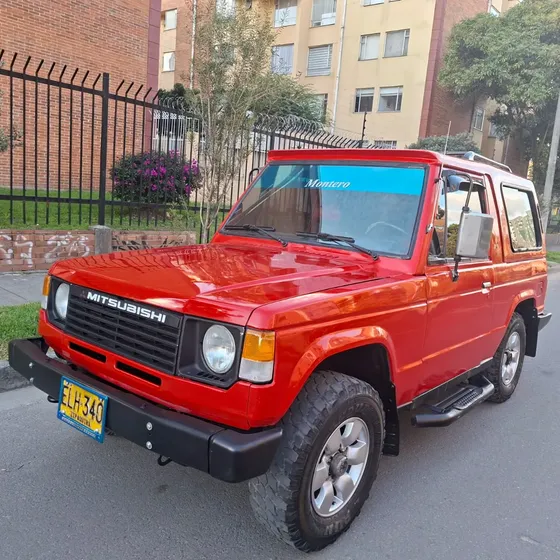 Mitsubishi Montero 1982 Mt 2.4