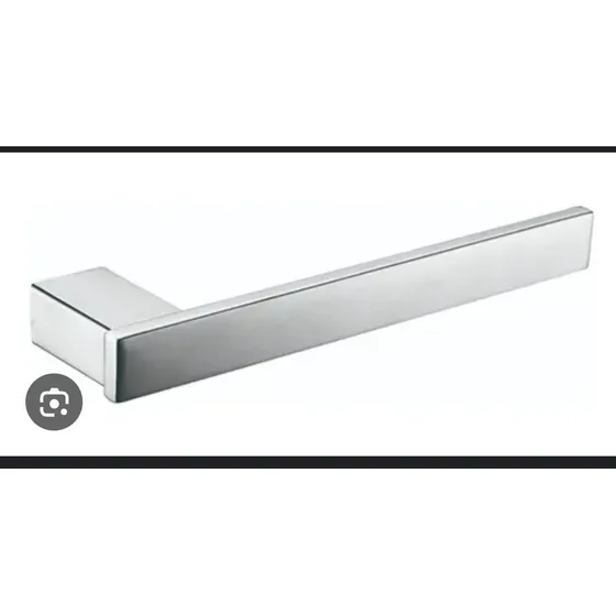 Bm Toallero Corto Cromado Tokio Square T-s004mp