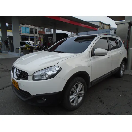 Nissan Qashqai 2.0l 4wd +2 4x2
