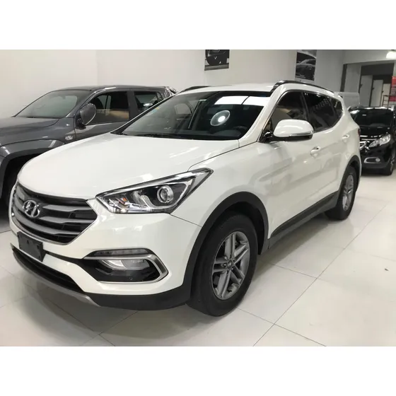 Hyundai Santa Fe 2.4 Seguridad 7as 6mt 2wd