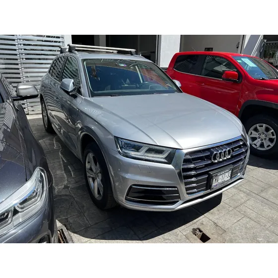 Audi Q5 2.0 L T Elite Dsg