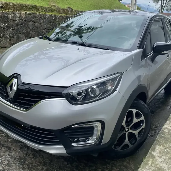 Renault Captur 2021 2.0 Intens Automática