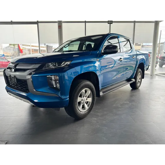 Mitsubishi L200 2.4 Glx Cabina Doble 4x2 Mt