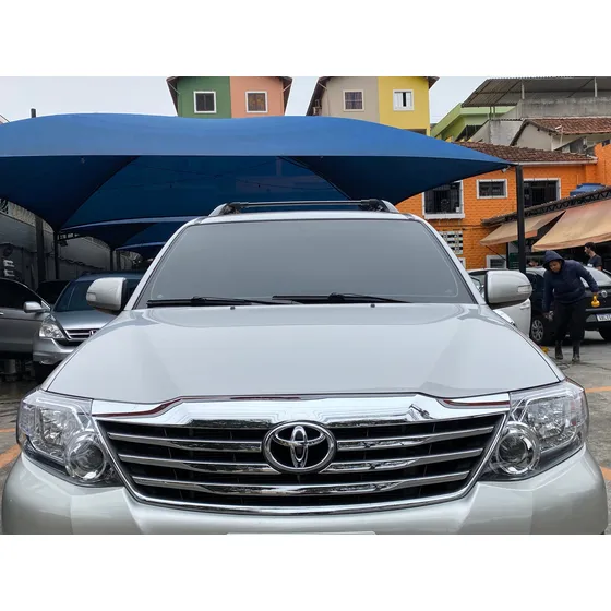 Toyota Hilux Sw4 2.7 Sr 5l 4x2 Flex Aut. 5p