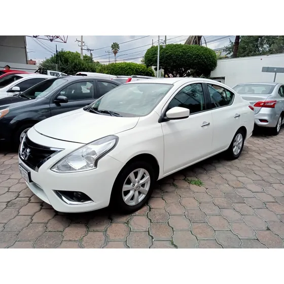 Nissan Versa 1.6 Advance Mt