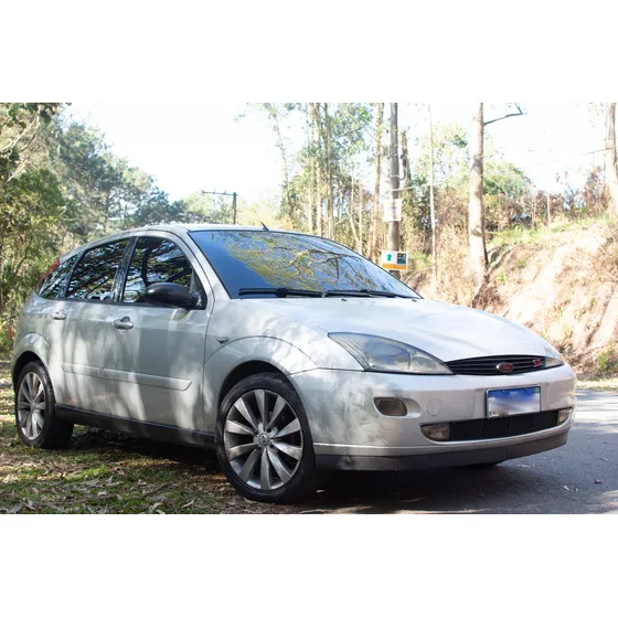 Ford Focus 2.0 Ghia 5p