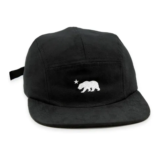 Boné Five Panel Aba Reta Em Camurça Fitão Urso Premium
