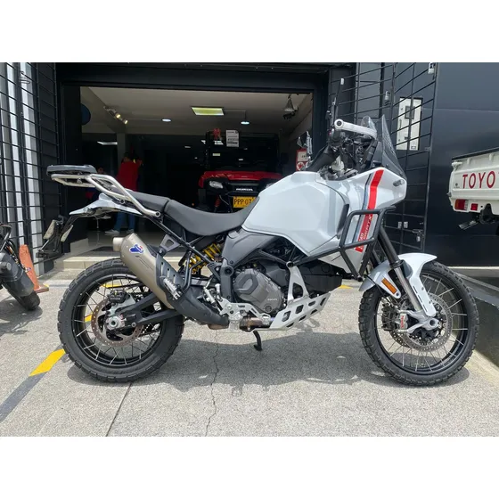 Ducati Desert X 2024