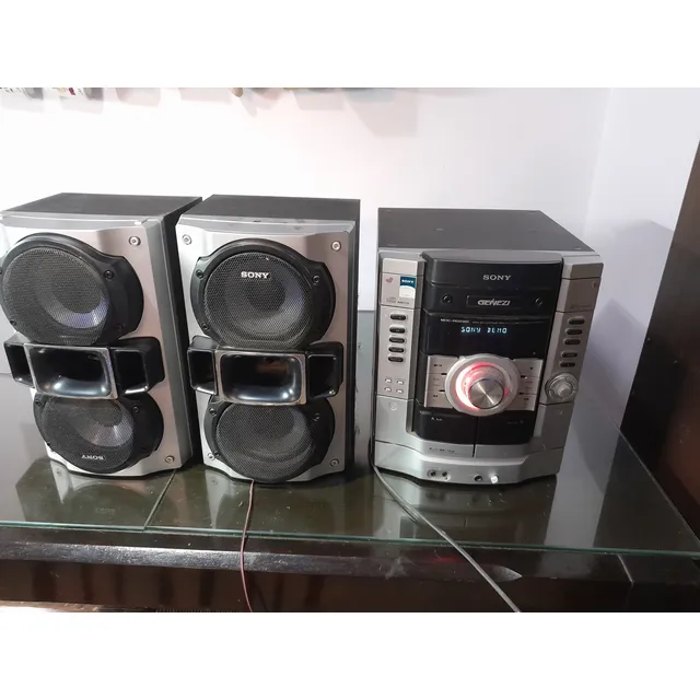 Equipo De Musica Sony Genezi Minicomponente + Dos Parlantes