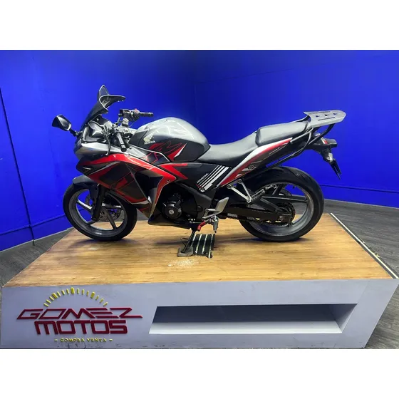 Honda Cbr 250 2012
