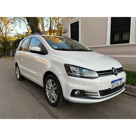 Volkswagen Suran 1.6 Highline Msi 110cv